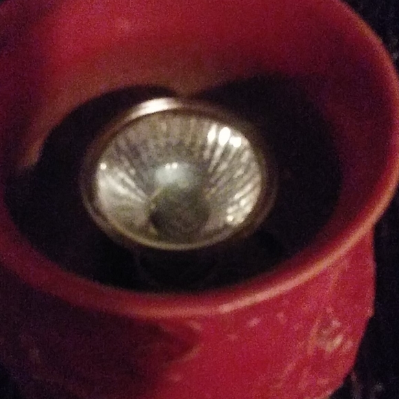 Decor - Picture 3 of 4